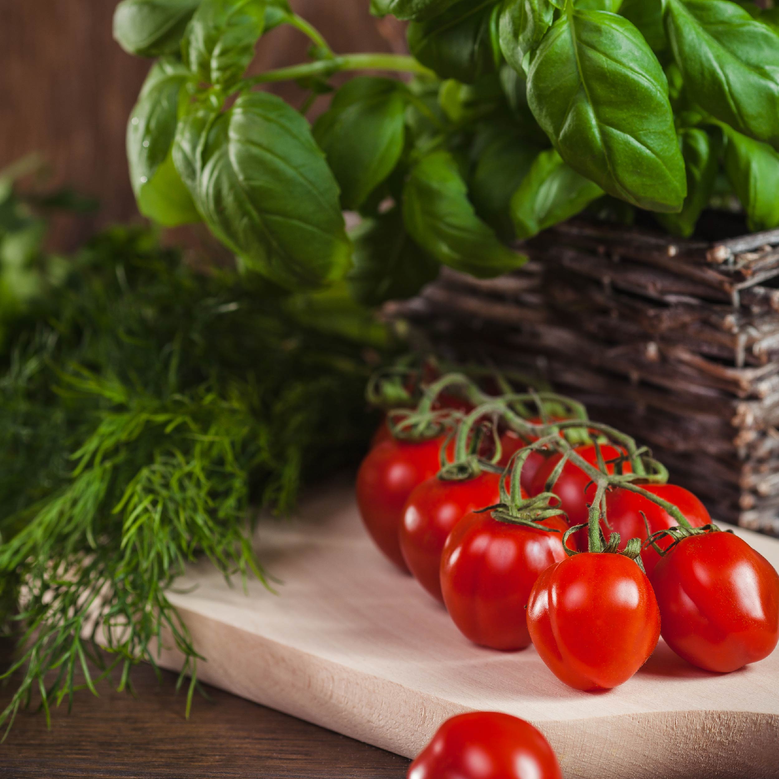 蕎拉燕麥 蕃茄羅勒纖脆片刻 天然燕麥，脆出好滋味