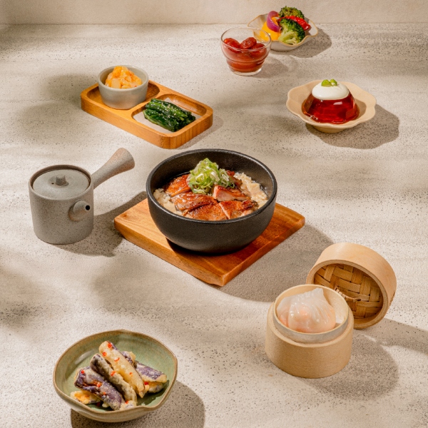 從茶山端下來的餐桌！三麥茶樓照燒燻雞茶釜飯​定食，展開一場屬於台灣茶的全方位餐飲體驗