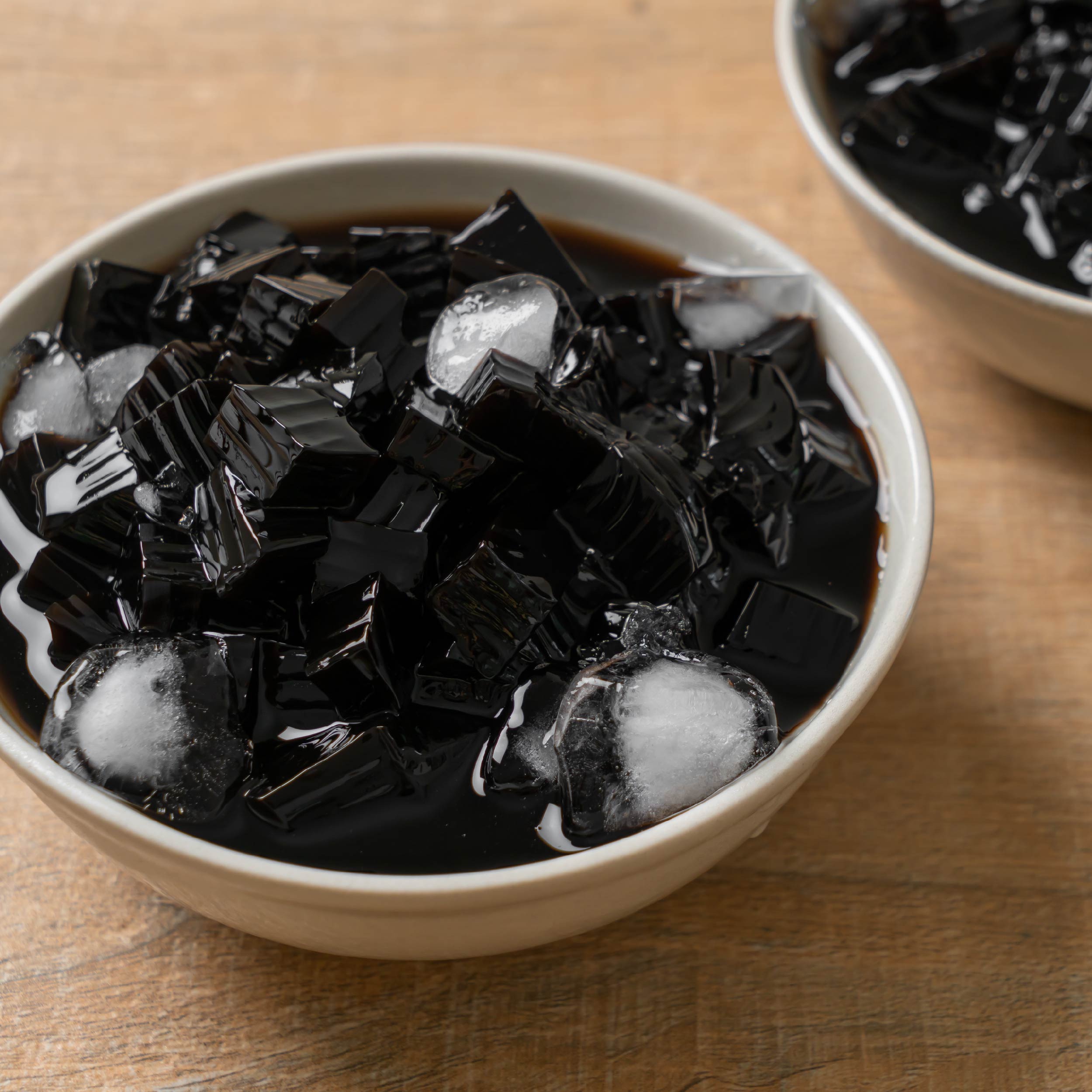 員林食品 仙草凍 傳承一世紀的黑色溫柔！記憶中最純粹的甘醇