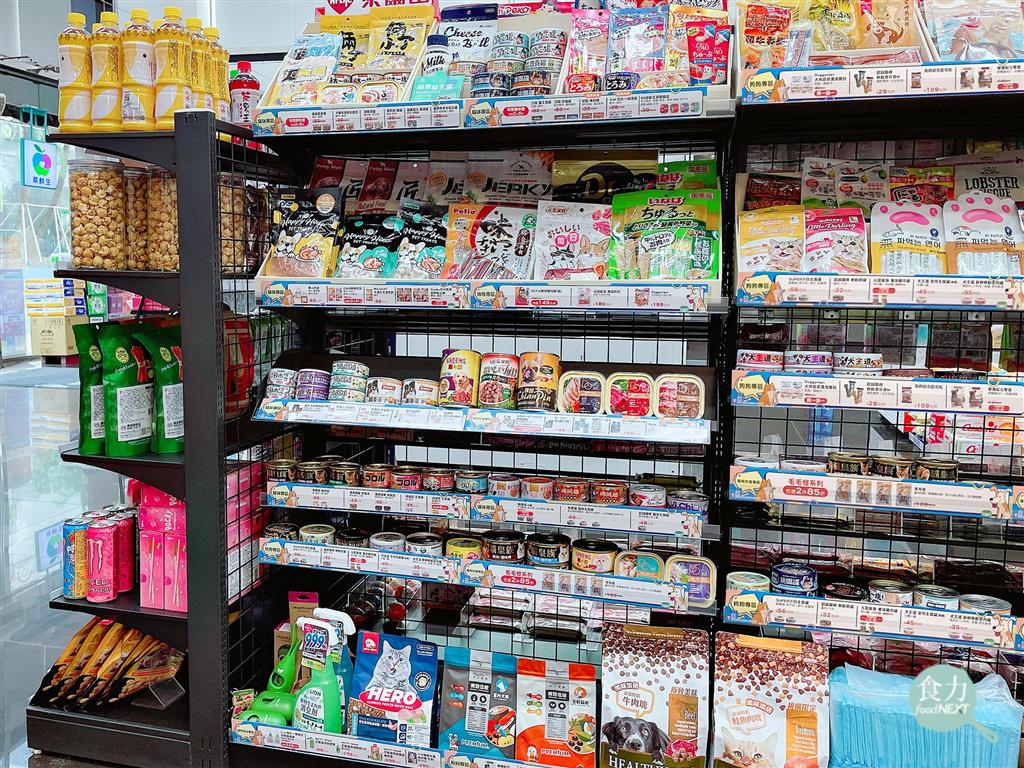 連鎖加盟寵物店經營市場的挑戰：品牌的差異化策略與STP市場定位
